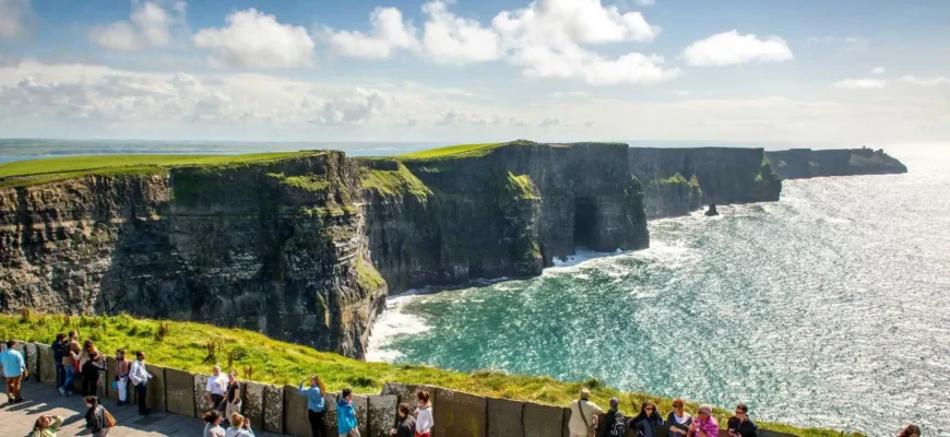 Best Day Trips Near the Cliffs of Moher: Top 5 Must-Visit Places