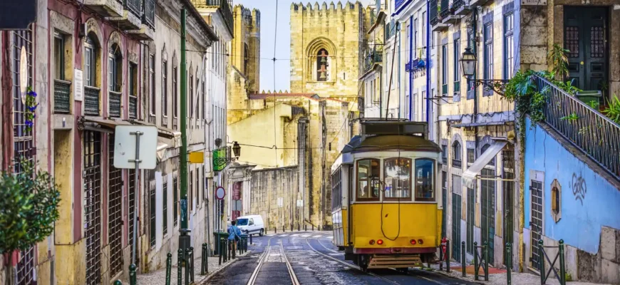 Sintra, Cascais, and Beyond: Best Day Trips from Lisbon